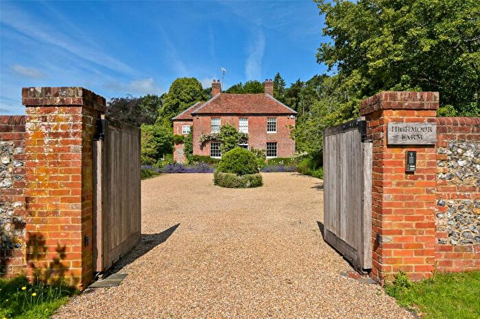 5 Bedroom Detached House To Rent In Highmoor, Henley-on-Thames, Oxfordshire, RG9