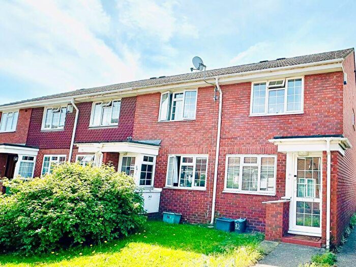 2 Bedroom Terraced House For Sale In Delaporte Close, Epsom, KT17