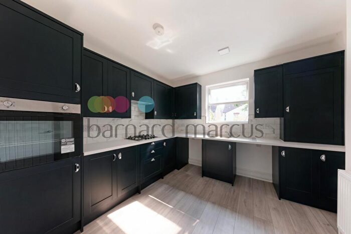 3 Bedroom Flat To Rent In Francis Road, Croydon, CR0