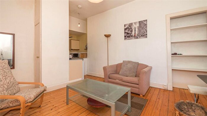 1 Bedroom Flat To Rent In Lyne Street, Edinburgh, EH7