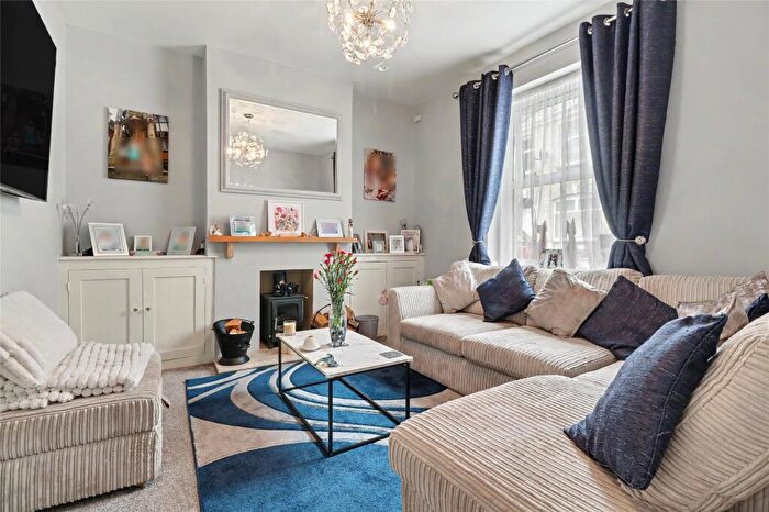 3 Bedroom Terraced House For Sale In Victoria Street, Barnstaple, Devon, EX32