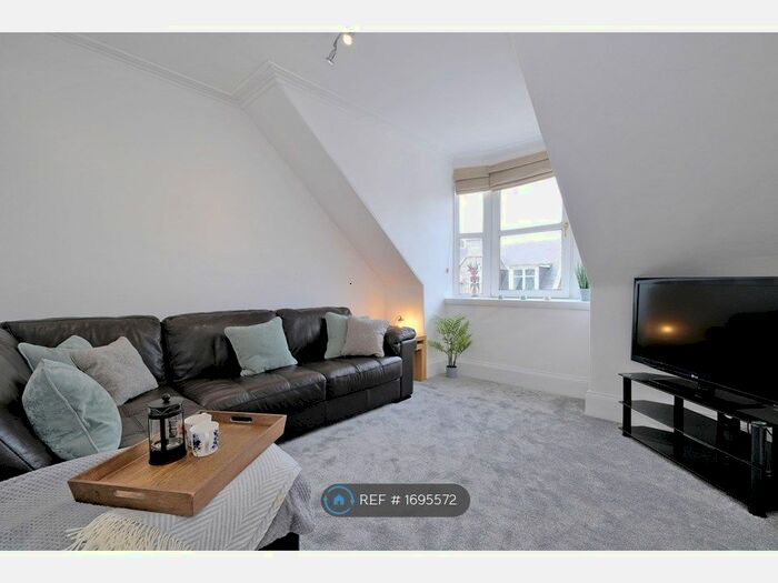 1 Bedroom Flat To Rent In Northfield Place, Aberdeen, AB25