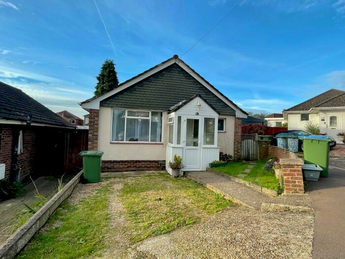 2 Bedroom Bungalow To Rent In Lime Close, Sholing, SO19