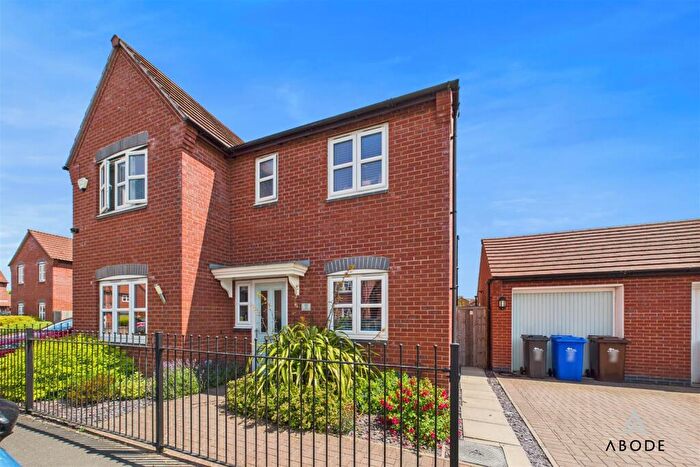 4 Bedroom Detached House For Sale In Bridgewater Road, Burton-On-Trent, DE14