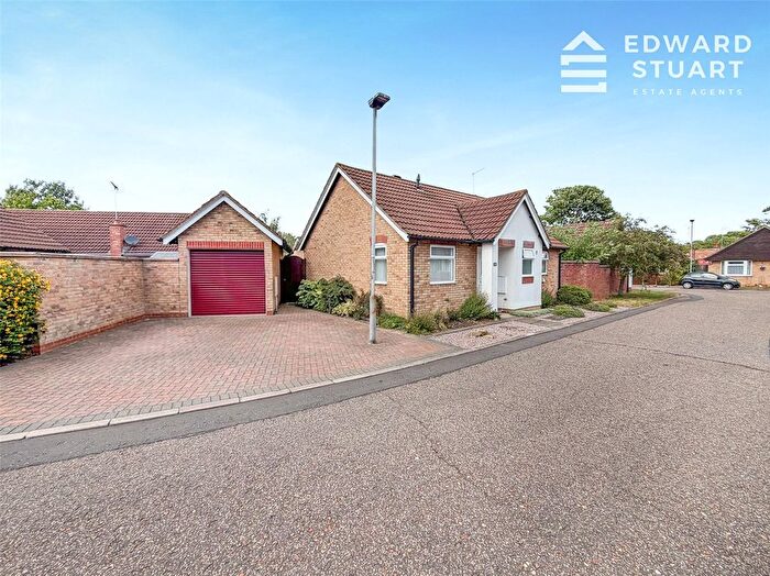 2 Bedroom Bungalow For Sale In Medeswell, Orton Malborne, Peterborough, Cambridgeshire, PE2
