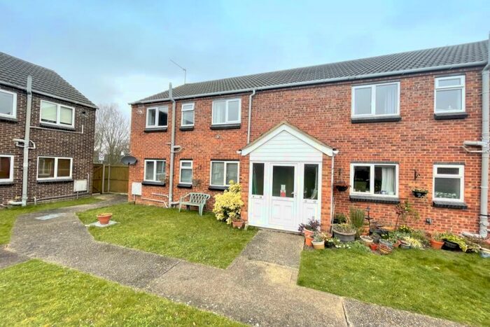 2 Bedroom Flat To Rent In Church View Court, Norwich, NR7