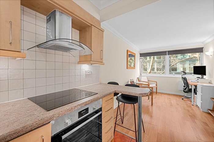 1 Bedroom Flat For Sale In Flat, - Fitzroy Street, W1T