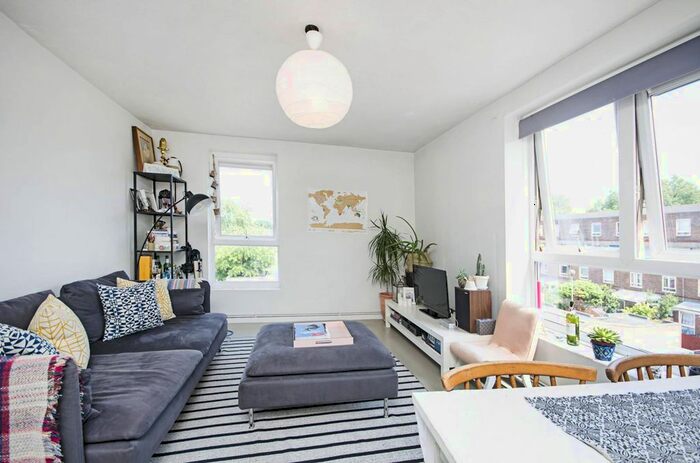 1 Bedroom Flat To Rent In Lansdowne Drive, London Fields, London, E8