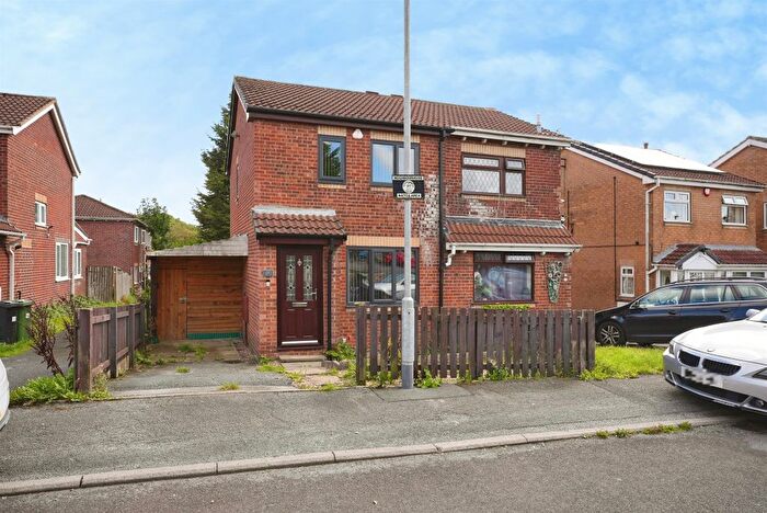 2 Bedroom Semi-Detached House For Sale In Loweswater Avenue, Bradford, BD6