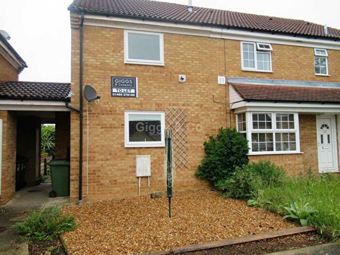 2 Bedroom Cluster House To Rent In Chawston Close, Eaton Socon, PE19
