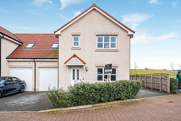 3 Bedroom Semi Detached House For Sale In Abercromby Crescent, East Calder, Livingston, West Lothian, EH53