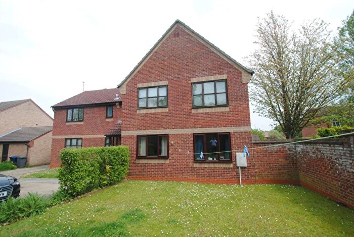 1 Bedroom Flat For Sale In Honeysuckle Way, Bury St Edmunds, IP32