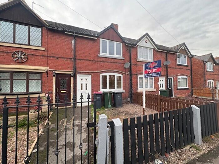 3 Bedroom Terraced House To Rent In East Terrace, Wales Bar, S26