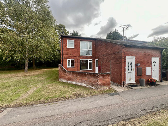 2 Bedroom Maisonette For Sale In Fleet Way, Didcot, OX11