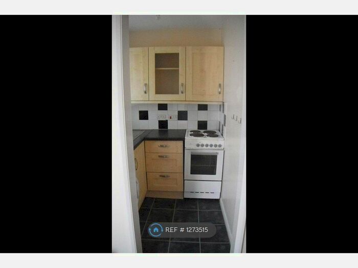 1 Bedroom Flat To Rent In Churchill Avanue, Aylesbury HP21