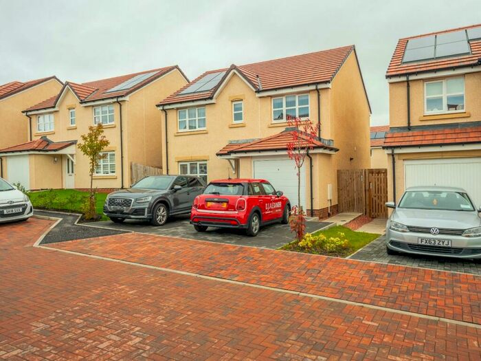 4 Bedroom Detached House To Rent In Harper Walk, Edinburgh, Midlothian, EH17