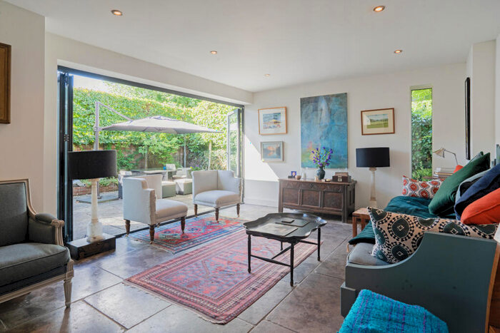 4 Bedroom Detached House For Sale In Back Lane, Marlborough, SN8