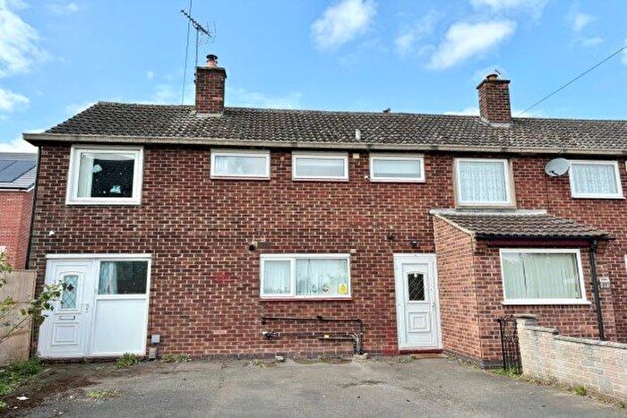 3 Bedroom End Of Terrace House To Rent In Great Hoggett Drive, Nottingham, NG9