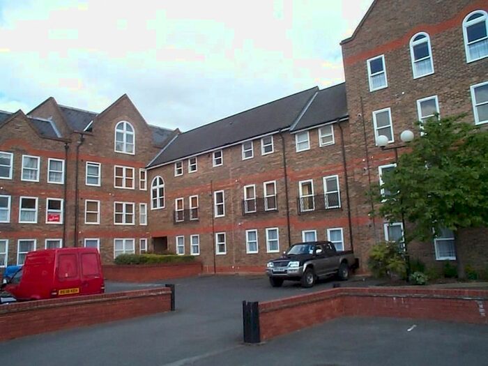 3 Bedroom Flat To Rent In Millacres, Station Road, Ware, SG12