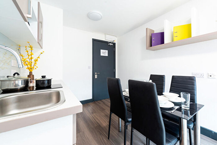 Studio To Rent In Duplex Studio, Chapel Street, LU1