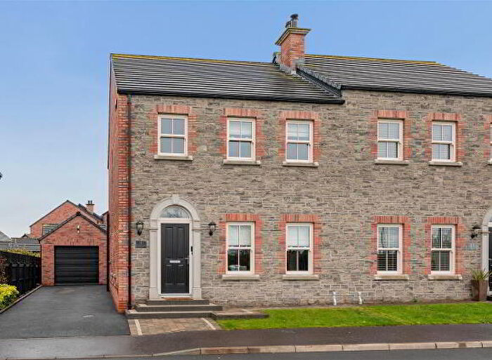 3 Bedroom Semi-Detached House For Sale In Laurel Bank Manor, Moneyreagh, BT23
