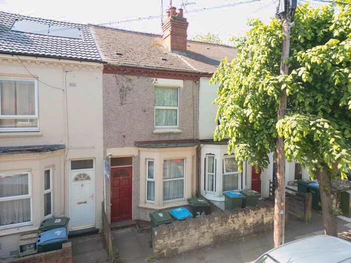 4 Bedroom Terraced House To Rent In Bolingbroke Road, Coventry, CV3