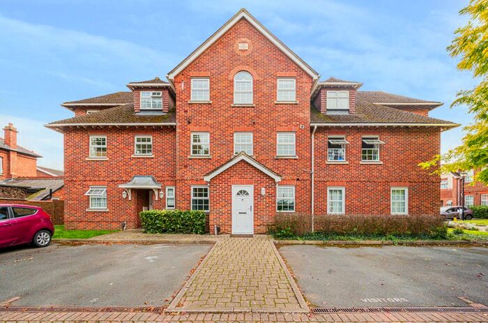 2 Bedroom Flat To Rent In Artillery Mews, Tilehurst Road, Reading, RG30