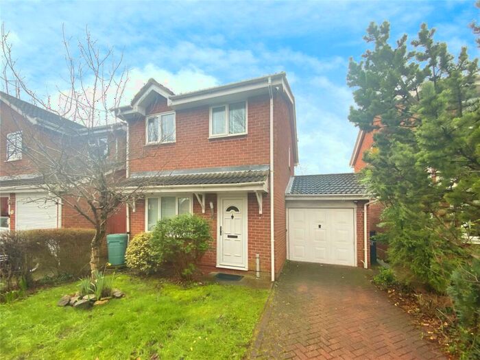 3 Bedroom Detached House To Rent In Lapwing Close, Leicester, Leicestershire, LE4