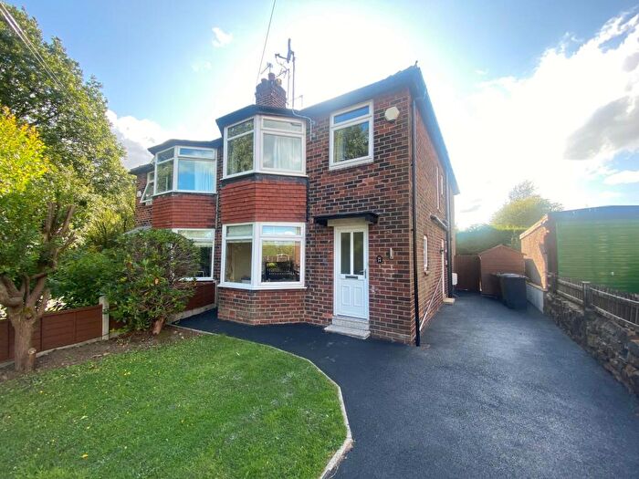 4 Bedroom House To Rent In Moss Valley, Leeds, LS17