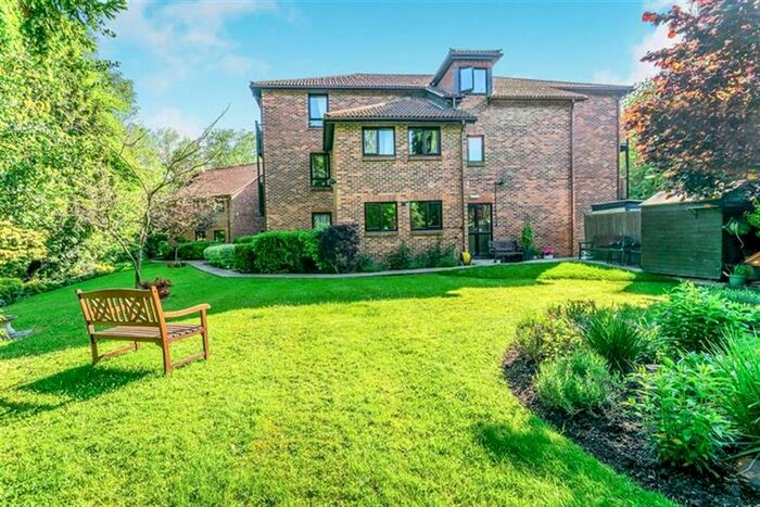 Studio To Rent In Ashdown Gate, East Grinstead, RH19