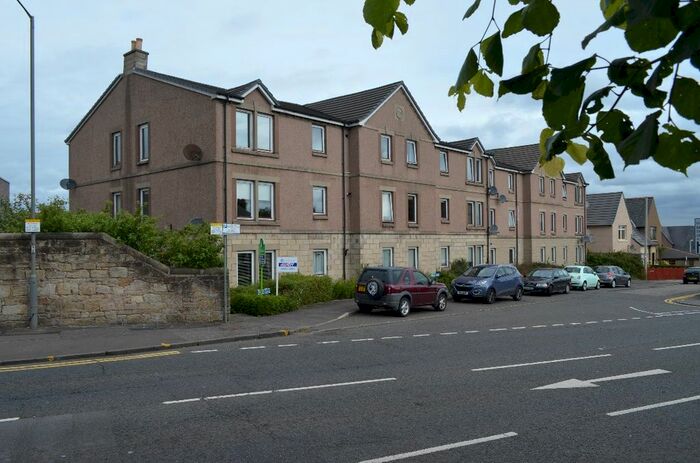2 Bedroom Flat To Rent In Kerse Place, Falkirk, Falkirk, FK1