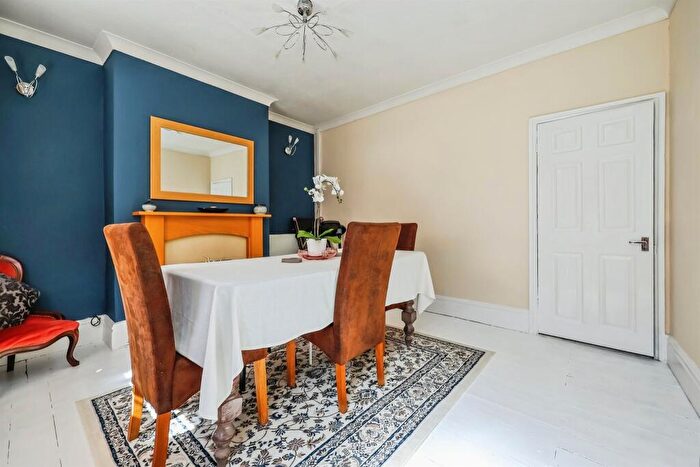 3 Bedroom Terraced House For Sale In Loscoe Road, Heanor, DE75
