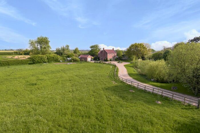 4 Bedroom Detached House For Sale In Low Lane, Croft, PE24