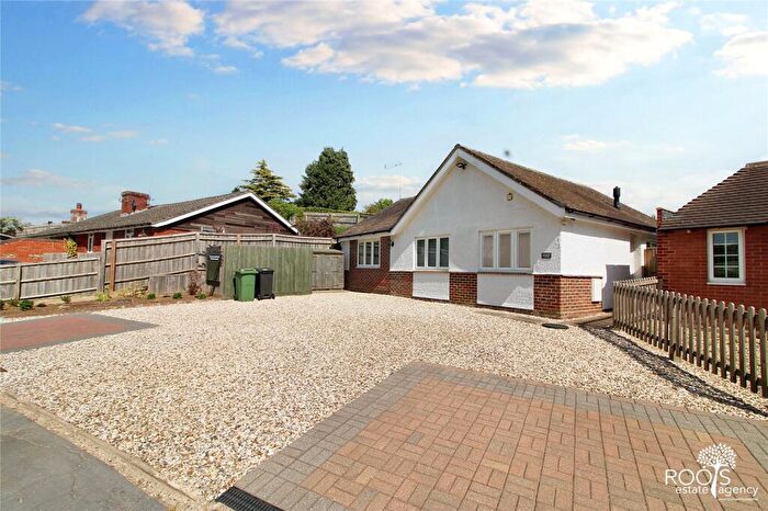 2 Bedroom Bungalow For Sale In Long Lane, Shaw, Newbury, RG14
