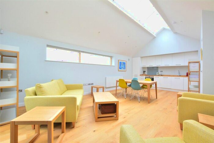 2 Bedroom Apartment To Rent In Langton Way, London, SE3