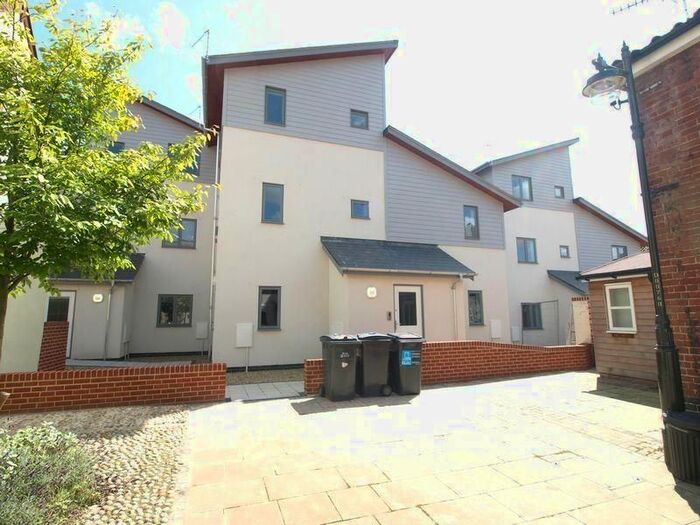 1 Bedroom Flat To Rent In Bull Close, Norwich, NR3
