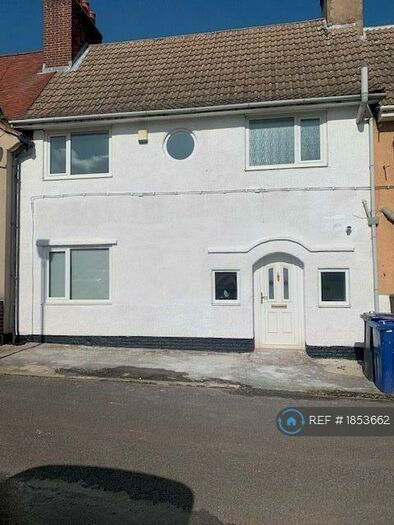 3 Bedroom Terraced House To Rent In West Avenue, Woodlands, Doncaster, DN6