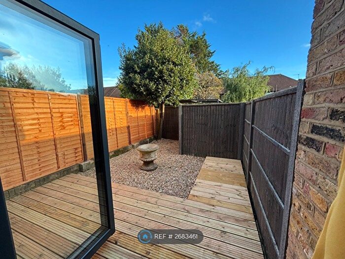 1 Bedroom Flat To Rent In Sandfield Road, Greater London, CR7