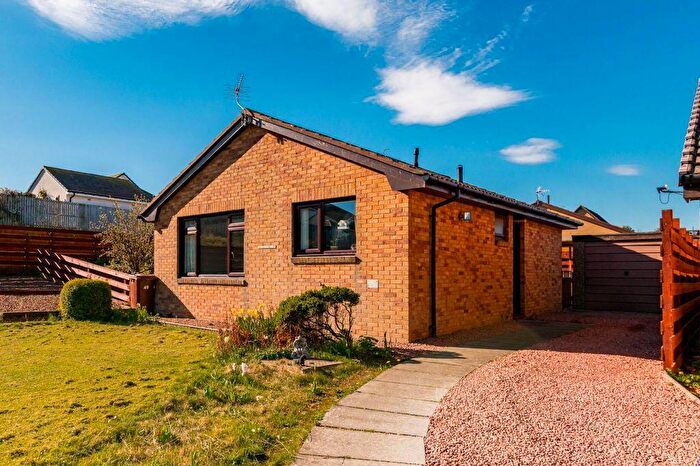 2 Bedroom Detached Bungalow For Sale In Beachmont Place, Dunbar, EH42