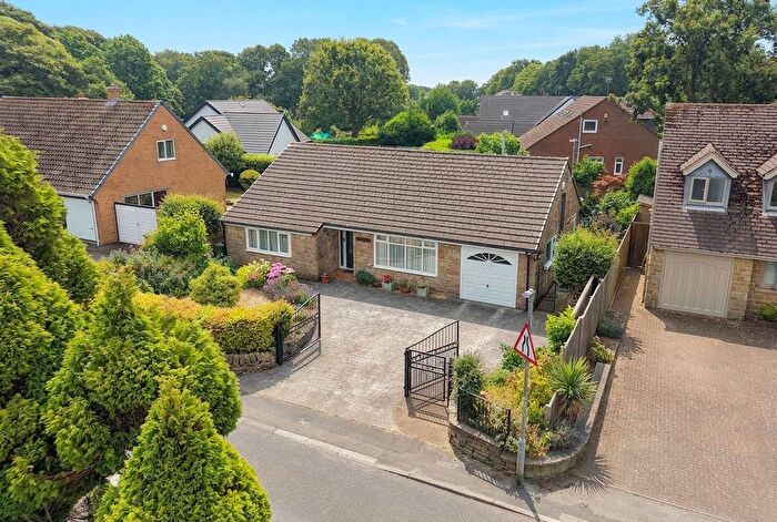 3 Bedroom Detached Bungalow For Sale In Longedge Lane, Wingerworth, S42