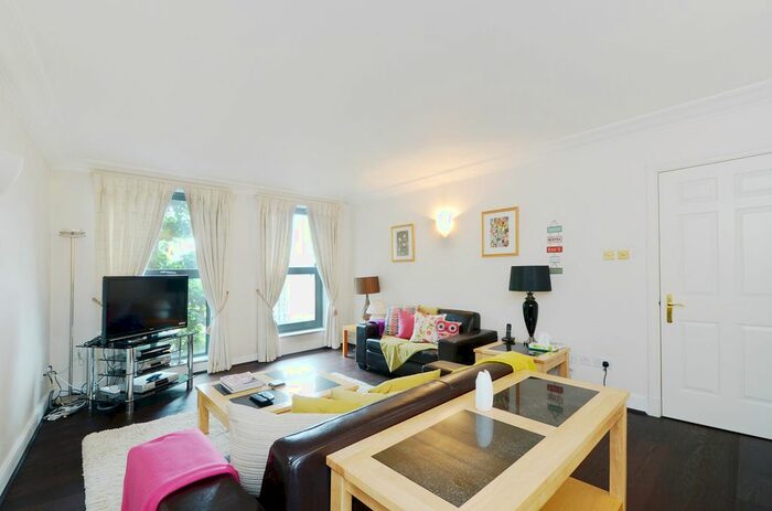2 Bedroom Flat To Rent In Ebury Bridge Road, Chelsea, SW1W