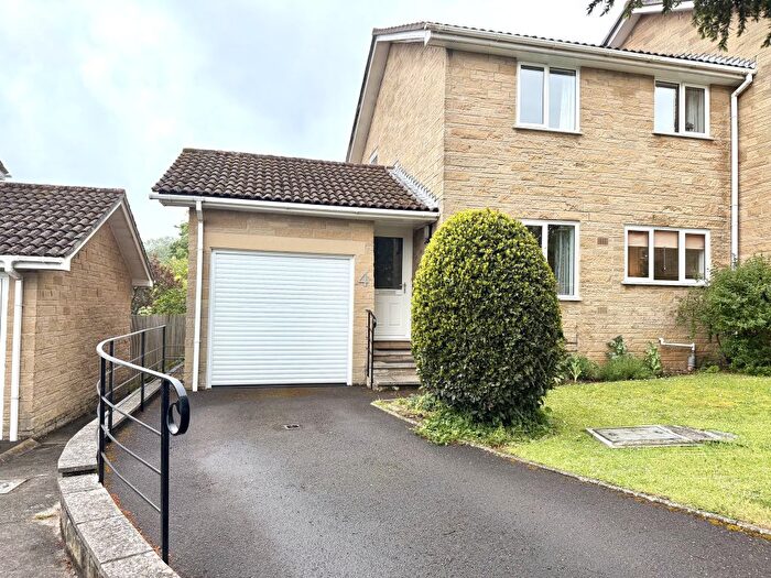 3 Bedroom End Terrace House For Sale In Hill House Close, Sherborne No Further Chain, DT9