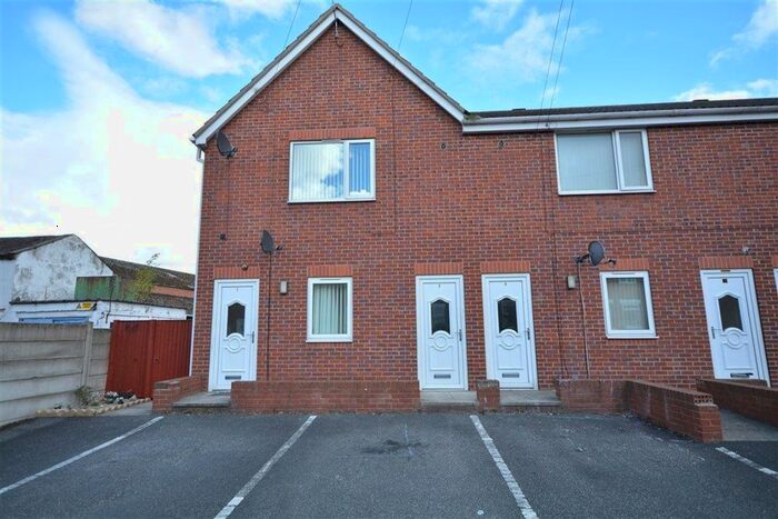 1 Bedroom Flat To Rent In Denton Mews, Castleford, WF10