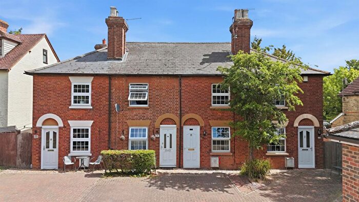3 Bedroom Terraced House For Sale In Garden Road, Tonbridge, TN9