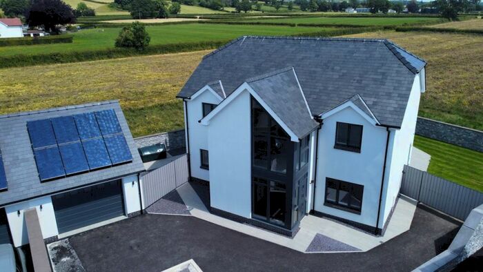4 Bedroom Detached House For Sale In Station Road, Nantgaredig, Carmarthen, SA32