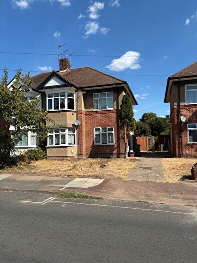 2 Bedroom Maisonette To Rent In Westbury Road, Feltham, Middlesex, TW13