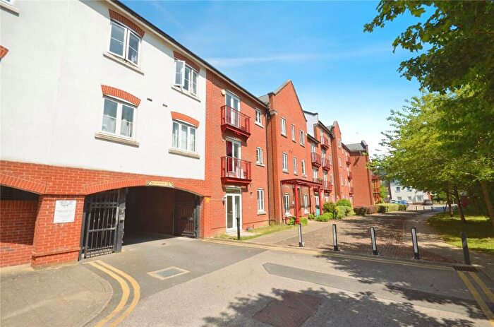 2 Bedroom Apartment For Sale In Coxhill Way, Aylesbury, HP21