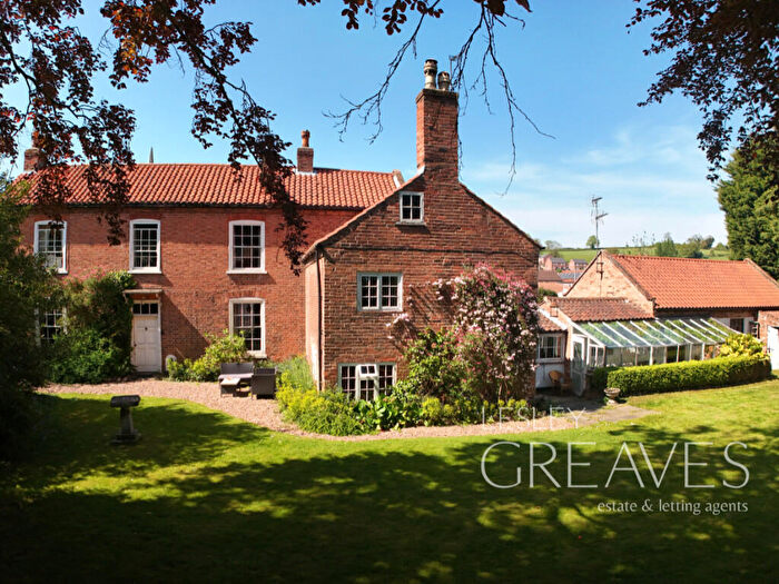 4 Bedroom Detached House For Sale In Meadow Lane, Burton Joyce, Nottingham, NG14
