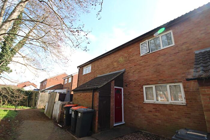 1 Bedroom Maisonette To Rent In Rosedale, Houghton Regis, Dunstable, Bedfordshire, LU5