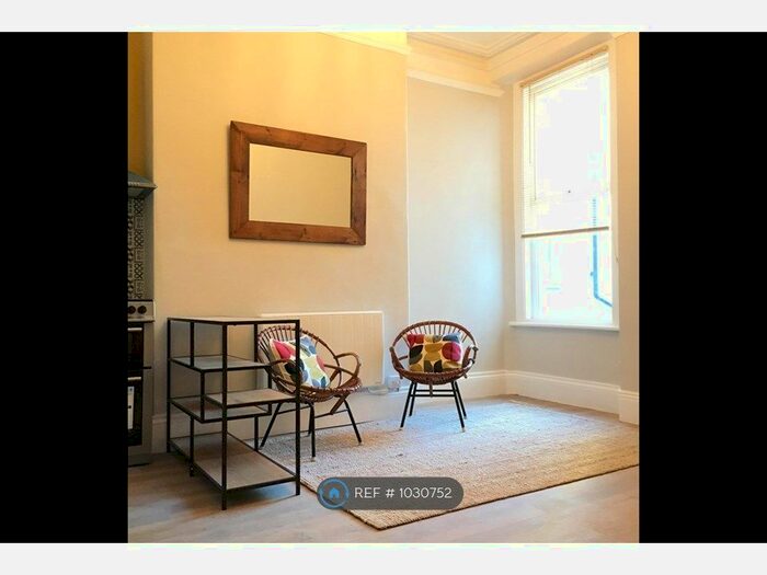 1 Bedroom Flat To Rent In Severn Road, Weston-Super-Mare, BS23